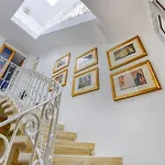 Twentyseven 1bed Steps From Front * 슬리에마