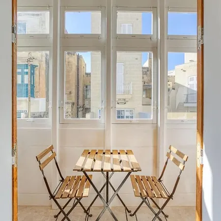 Апартаменты Twentyseven 1bed Steps From Front *