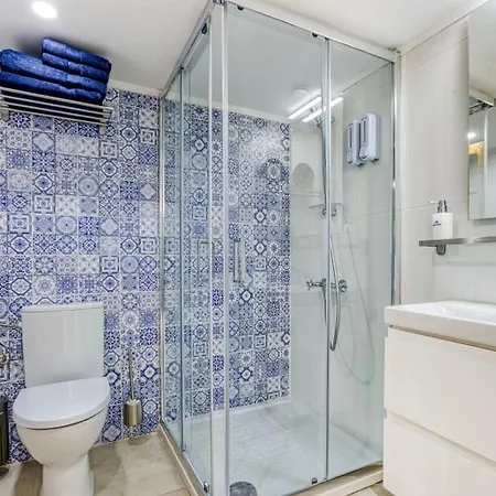 Twentyseven 1bed Steps From Front *