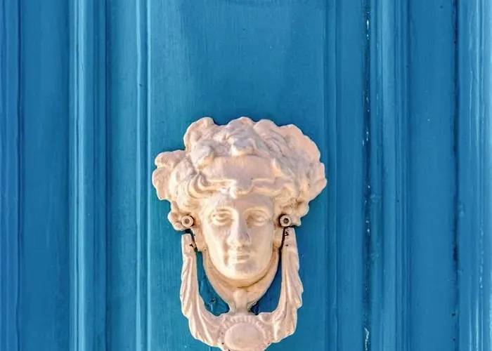 Twentyseven 1bed Steps From Front * Sliema