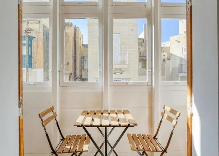 Twentyseven 1bed Steps From Front